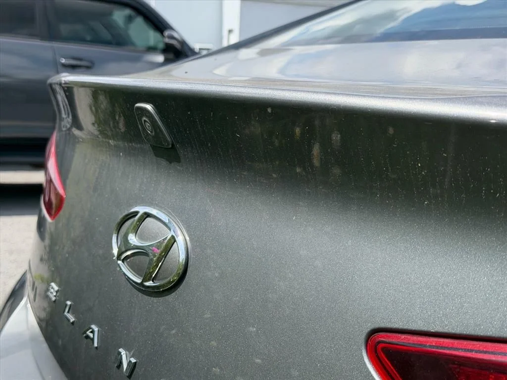 Used 2019 Gray Hyundai SEL image 14