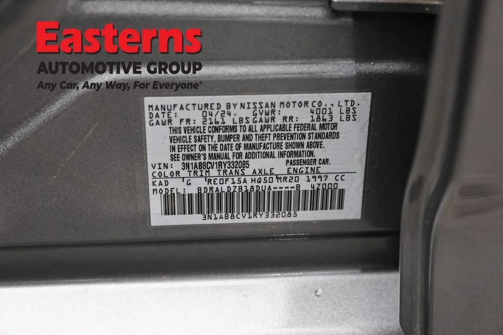 Used 2024 Gray Nissan SV image 35