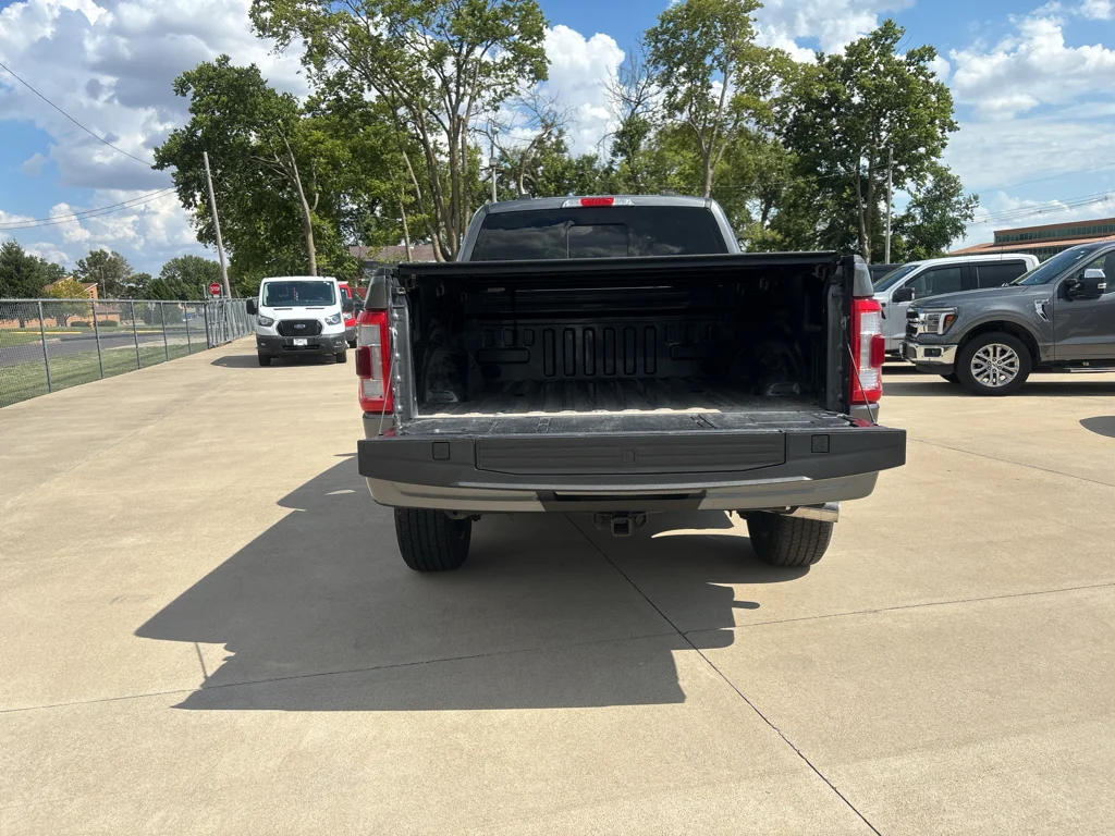 Used 2022 Carbonized Gray Metallic Ford LARIAT image 12