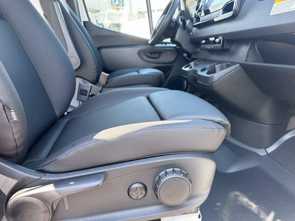 2025 Mercedes-Benz Sprinter Cargo Van Base - Photo 30