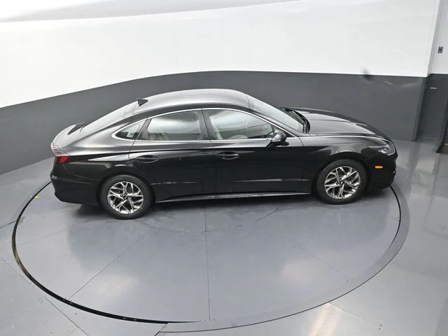 Used 2021 Black Hyundai SEL image 19