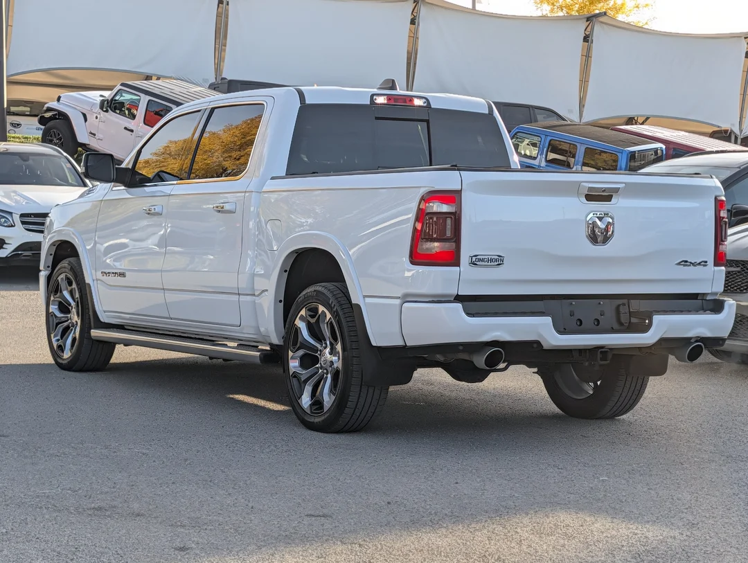 Used 2022 White RAM Limited Longhorn - - 4x4 - 5.7L HEMI V8 eTorque - Premium Leather - Backup Camera & More! - image 6