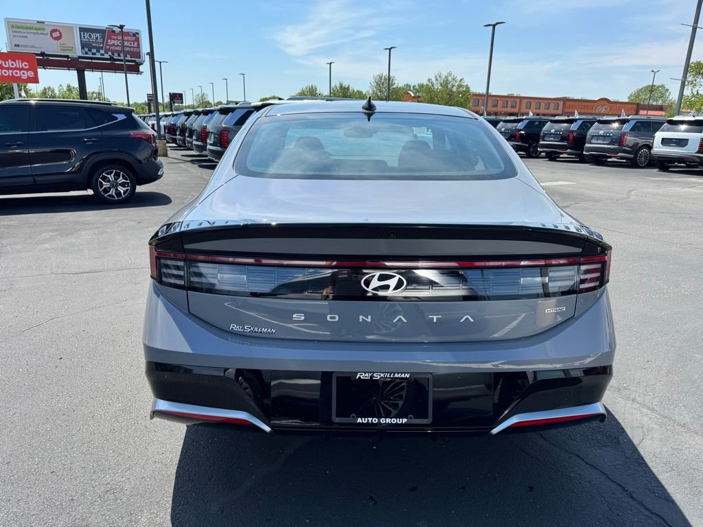 New 2026 Blue Hyundai SEL Sport image 6