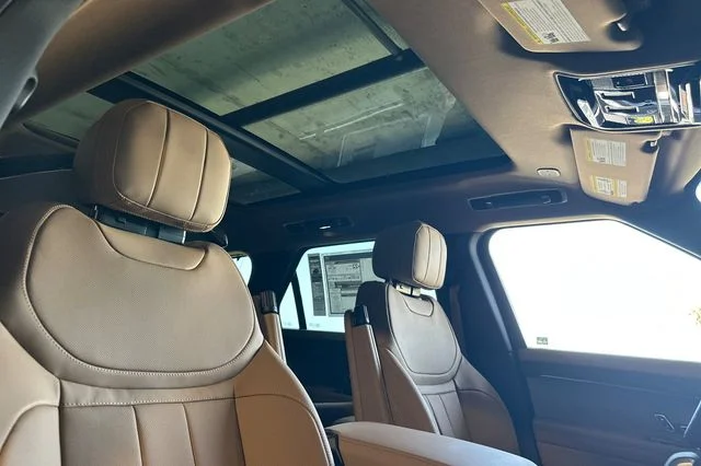 New 2026 Varesine Blue Land Rover SE image 16