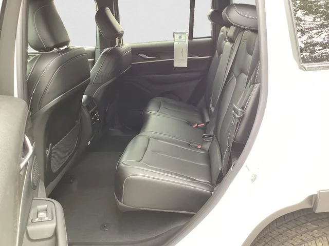 New 2026 Bright White Clearcoat Jeep LIMITED 4X4 image 14