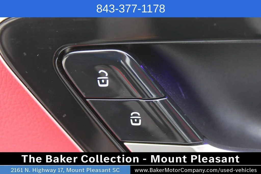 Used 2026 White Mercedes-Benz GLC 300 image 22