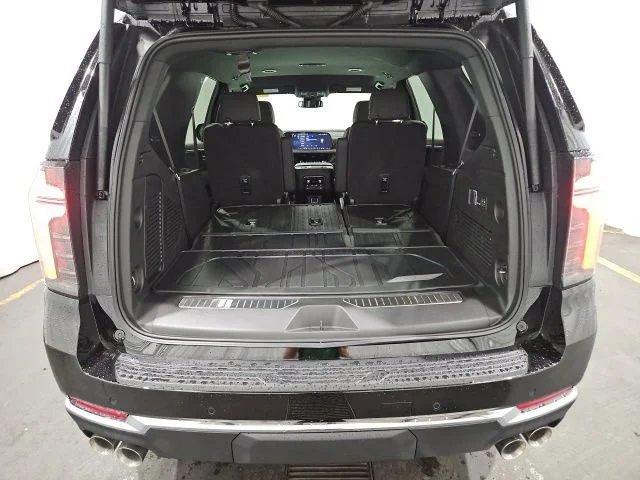 2025 Chevrolet Tahoe Premier - Photo 15