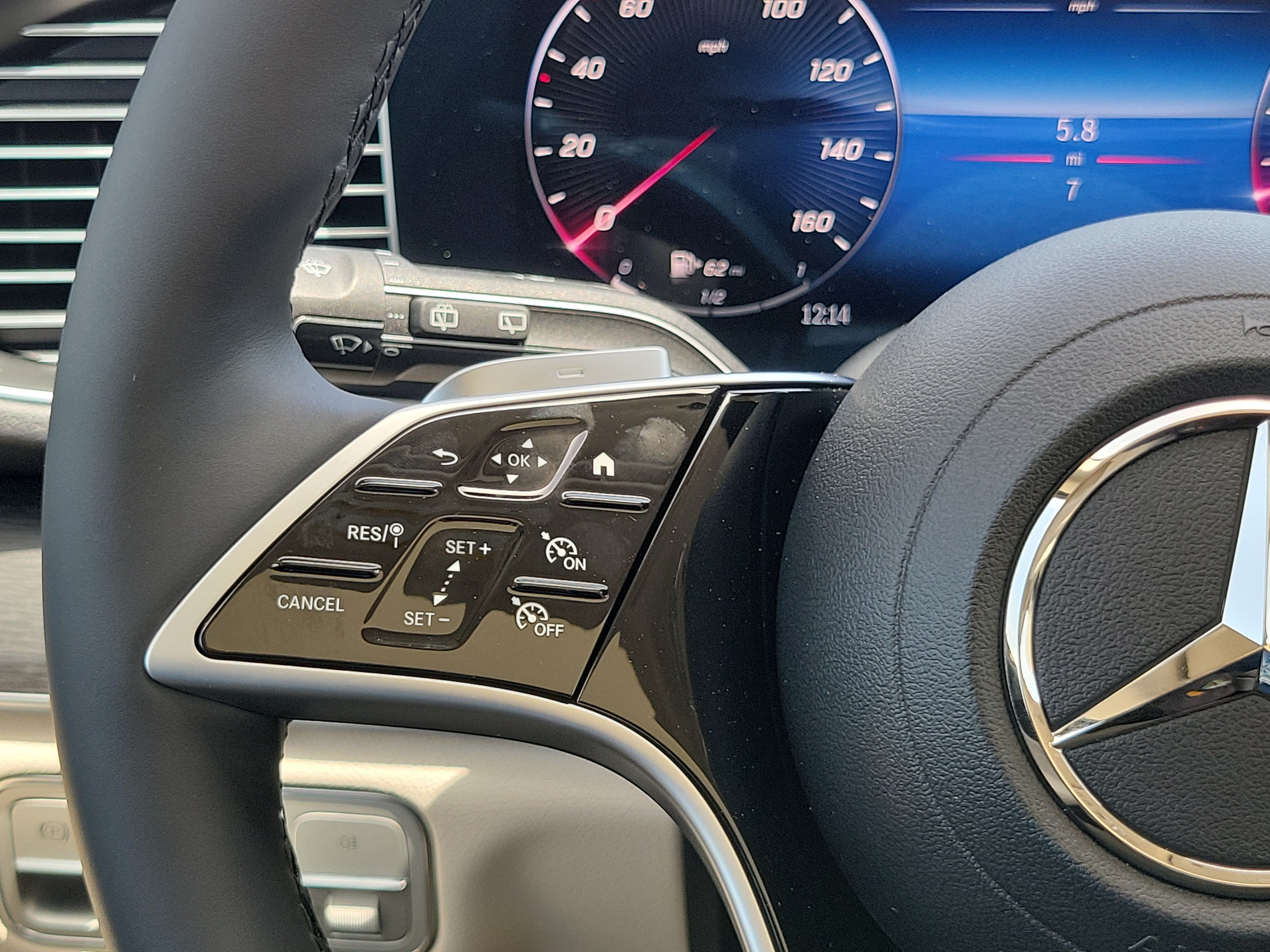 New 2026 Polar White Mercedes-Benz GLE 350 image 60