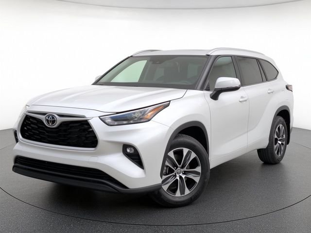 2026 Toyota Highlander XLE