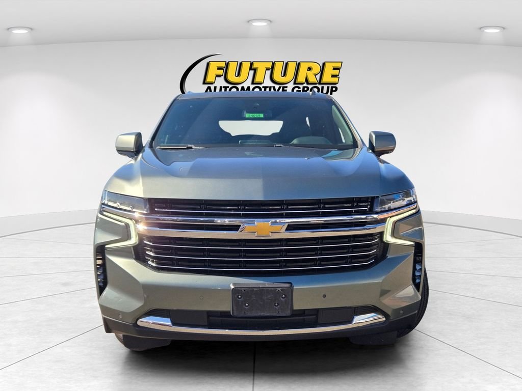 Used 2023 Green Chevrolet LT image 2