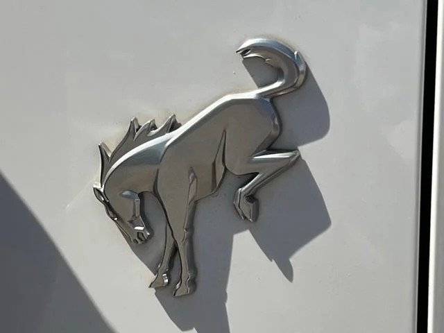 Used 2021 White Ford Badlands image 23