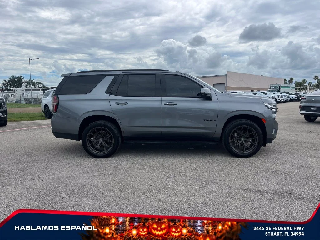 Used 2022 SATIN STEEL METALLIC Chevrolet RST image 4