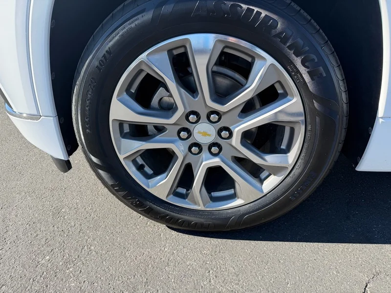 Used 2019 SUMMIT WHITE Chevrolet Premier image 36
