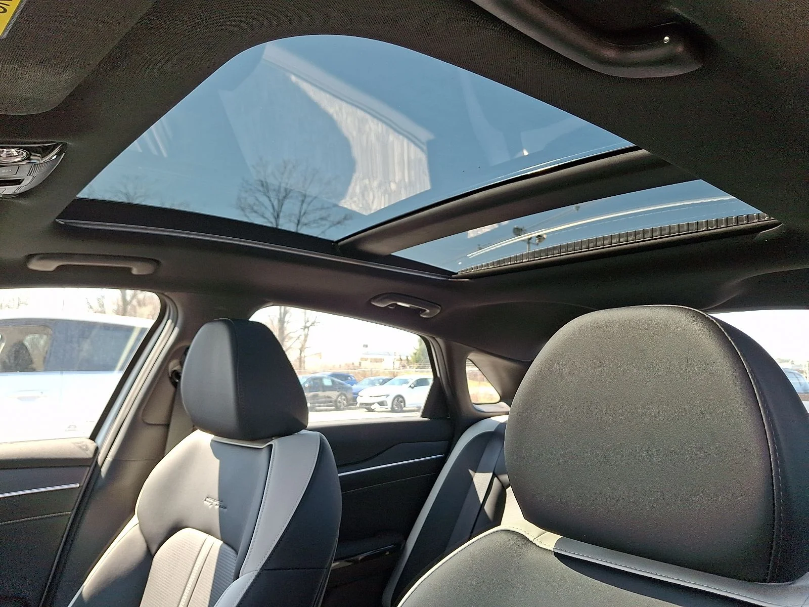 New 2026 White Kia GT-Line image 13