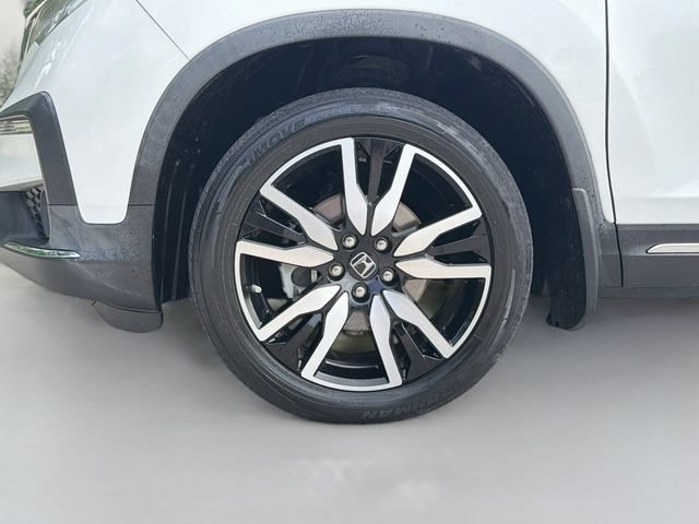Used 2021 White Honda Touring 7-Passenger image 43