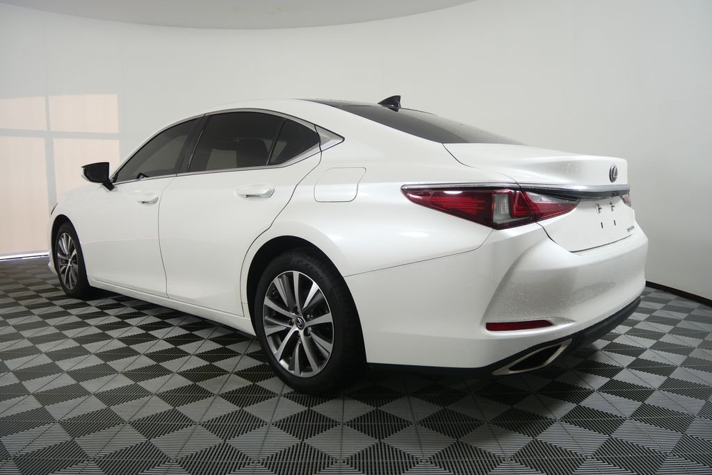 Used 2019 White Pearl Lexus 350 image 5