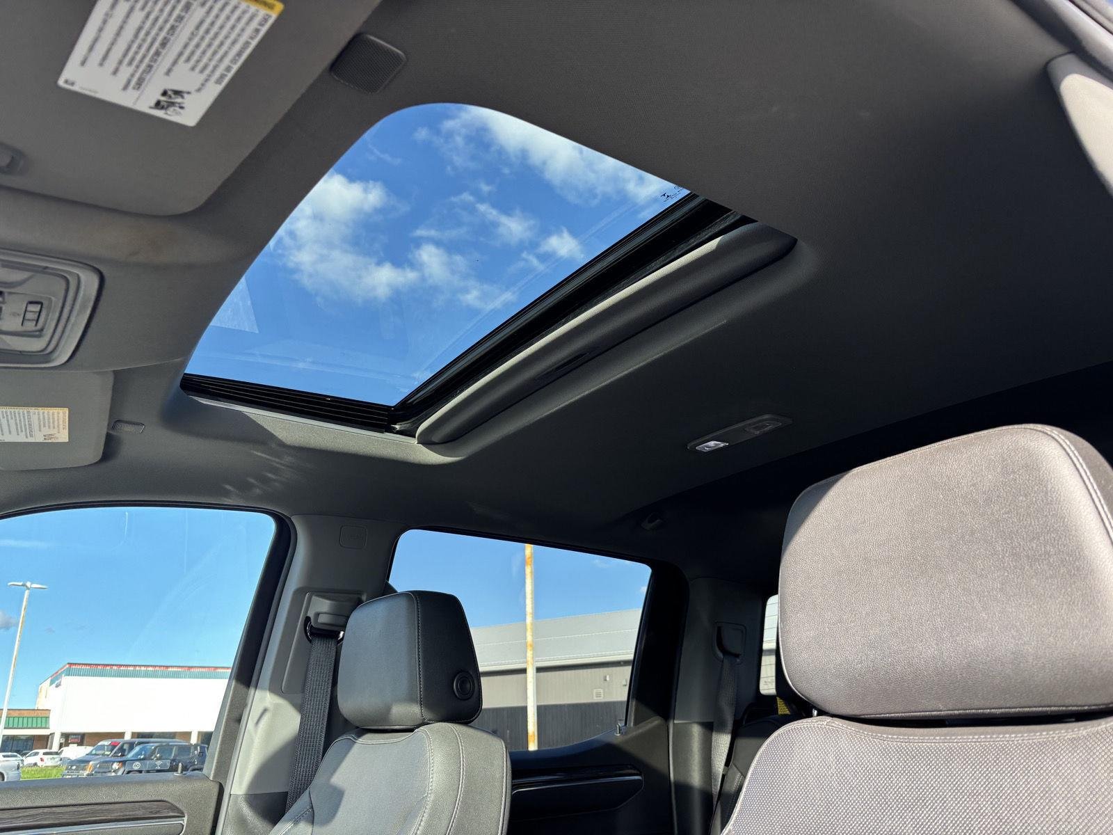 Used 2022 Northsky Blue Metallic Chevrolet LTZ image 16