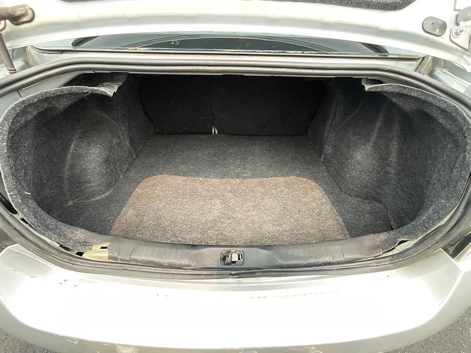 Used 2012 Silver Nissan 2.0 S image 13