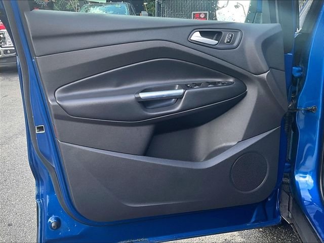 Used 2017 Blue Ford SE image 18