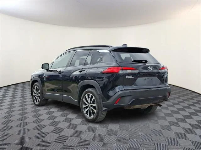 2022 Toyota Corolla Cross XLE - Photo 9