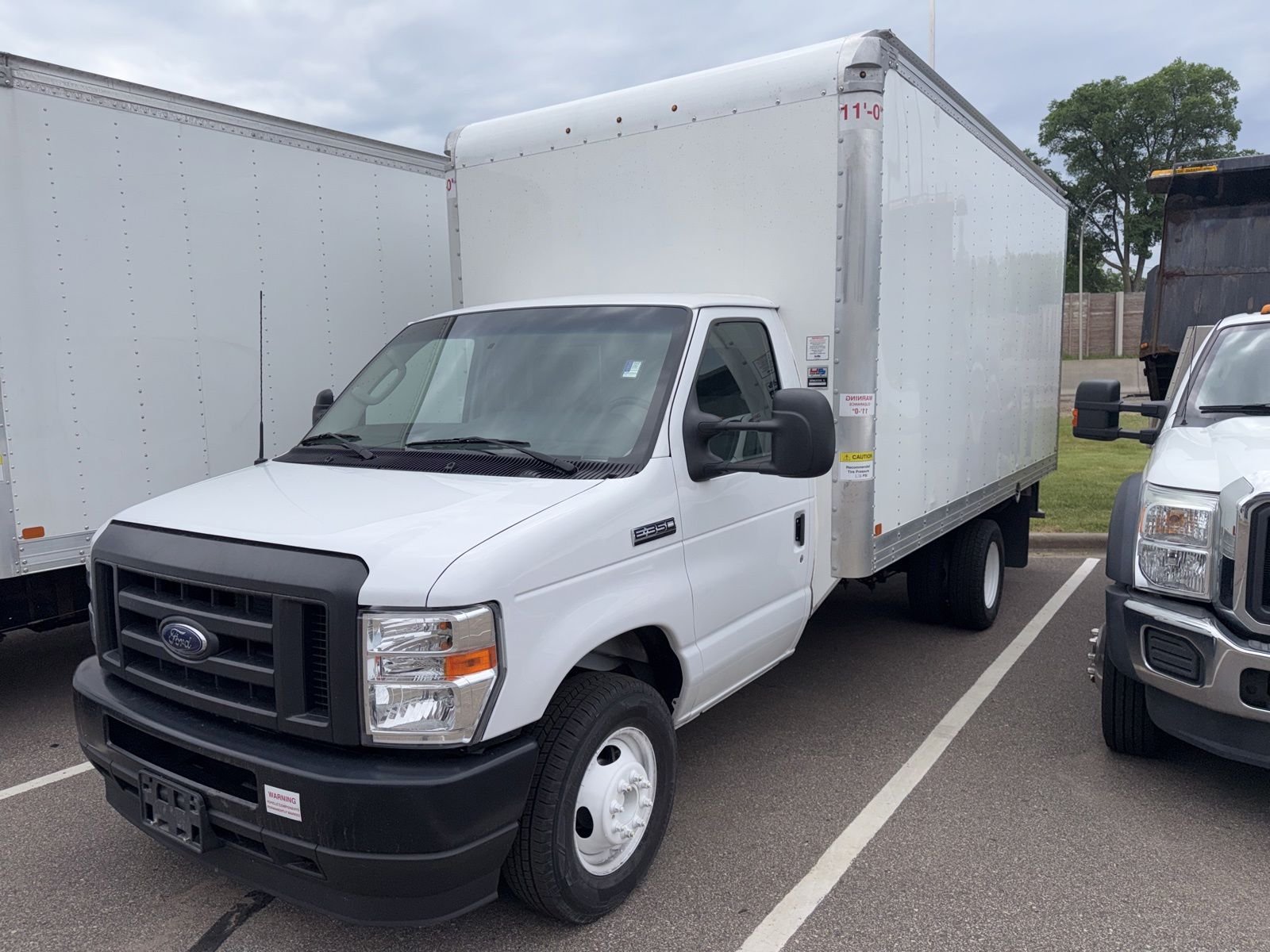 2024 Ford E-Series DRW E-350 Super Duty 138 in WB's photo