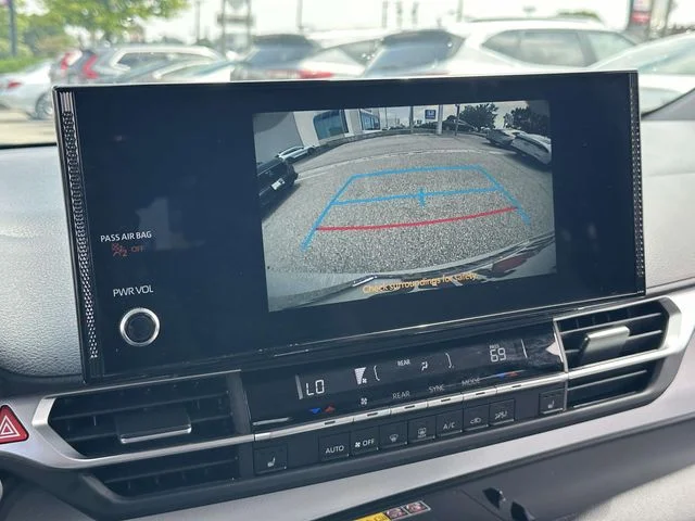Used 2026 Ice Cap Toyota XLE image 20
