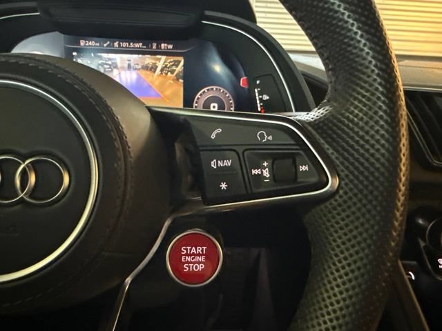 Used 2020 Daytona Gray Pearl Audi V10 image 16