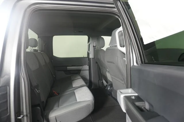 New 2026 Carbonized Gray Metallic Ford F-250® XLT image 34