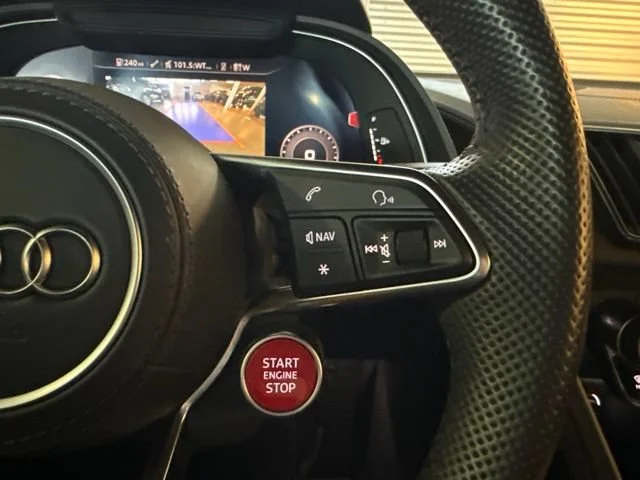 Used 2020 Daytona Gray Pearl Audi V10 image 16