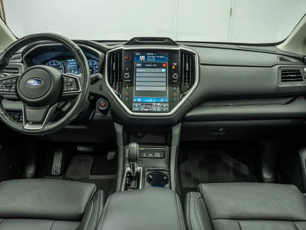 Used 2023 Crystal White Pearl Subaru Limited image 28
