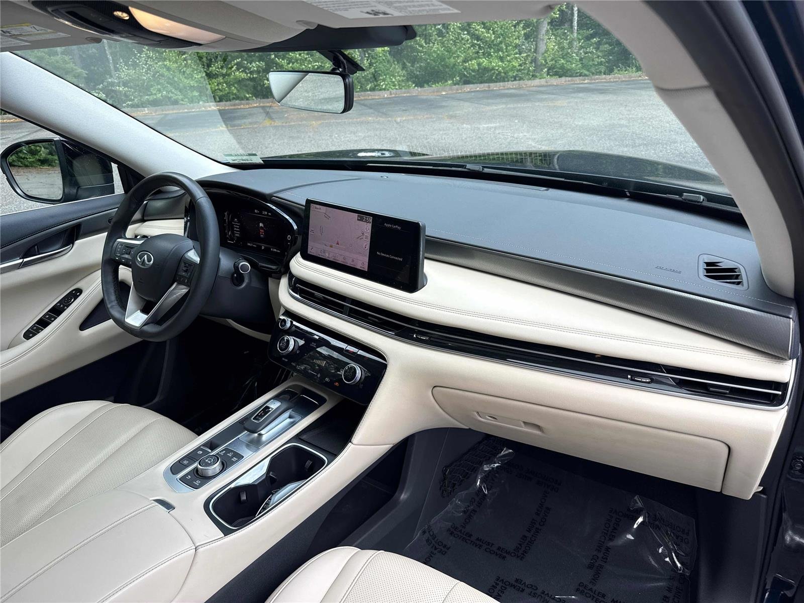 Used 2023 Grand Blue INFINITI LUXE image 27