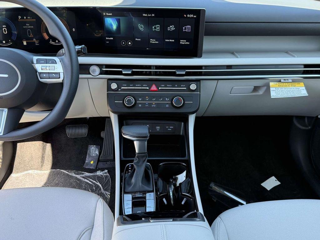 New 2026 White Pearl Hyundai SE FWD image 18