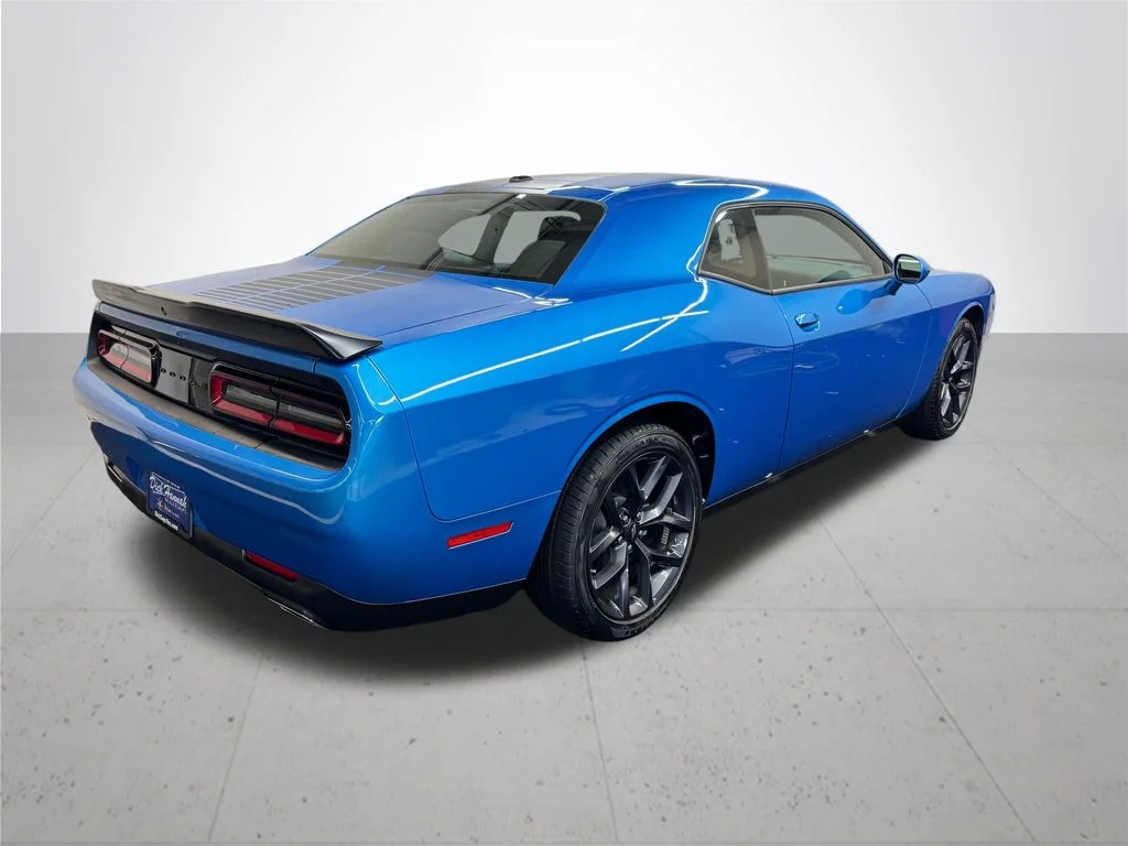 Used 2023 Blue Dodge SXT image 7