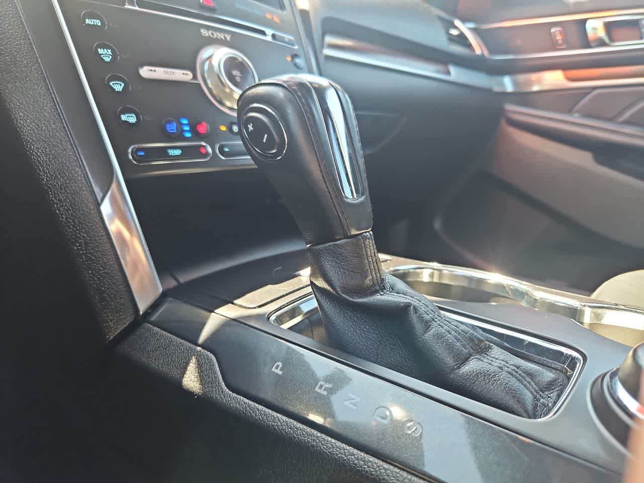 Used 2018 Ingot Silver Ford Limited image 19