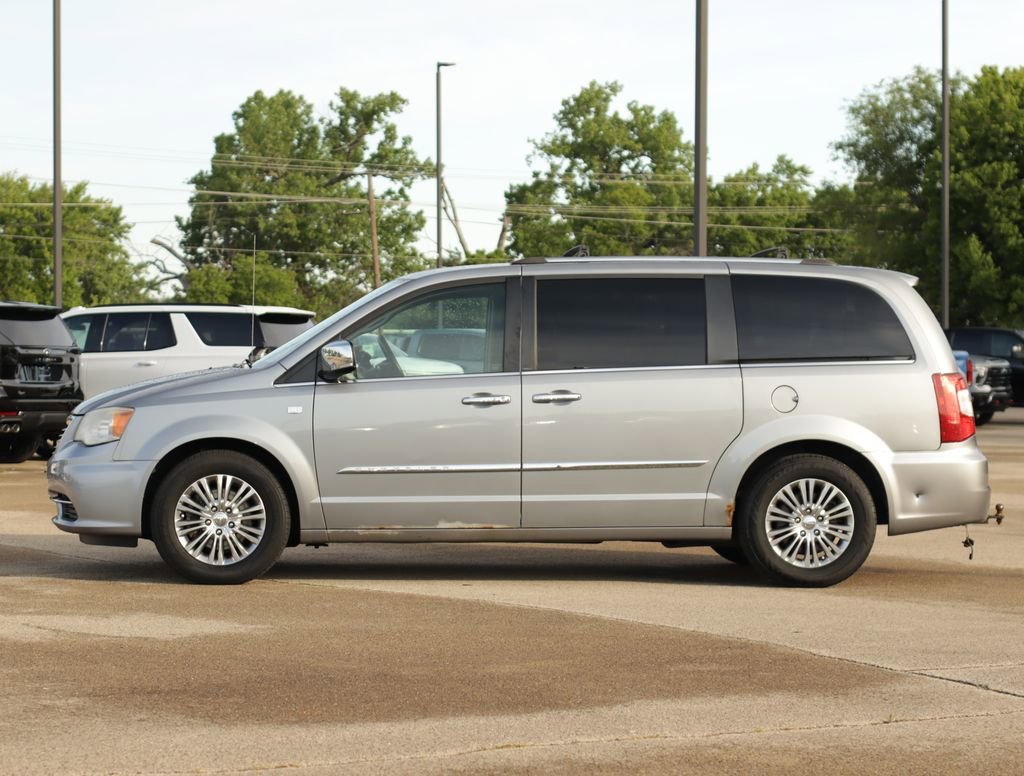 Used 2014 Silver Chrysler Touring-L 30th Anniversary image 4