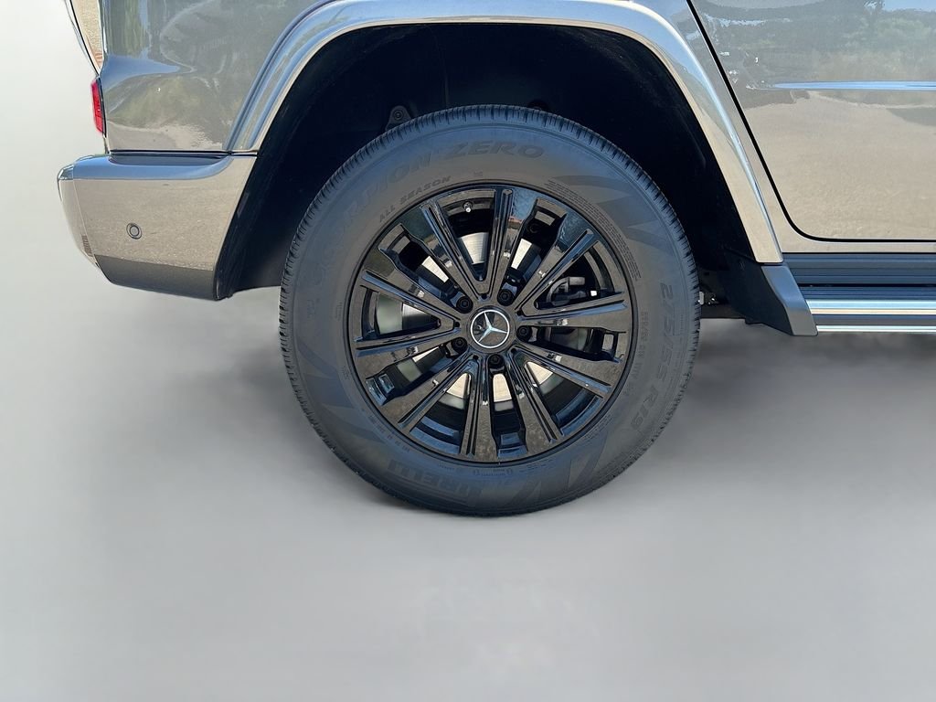 Used 2021 Indium Gray Metallic Mercedes-Benz G 550 image 15