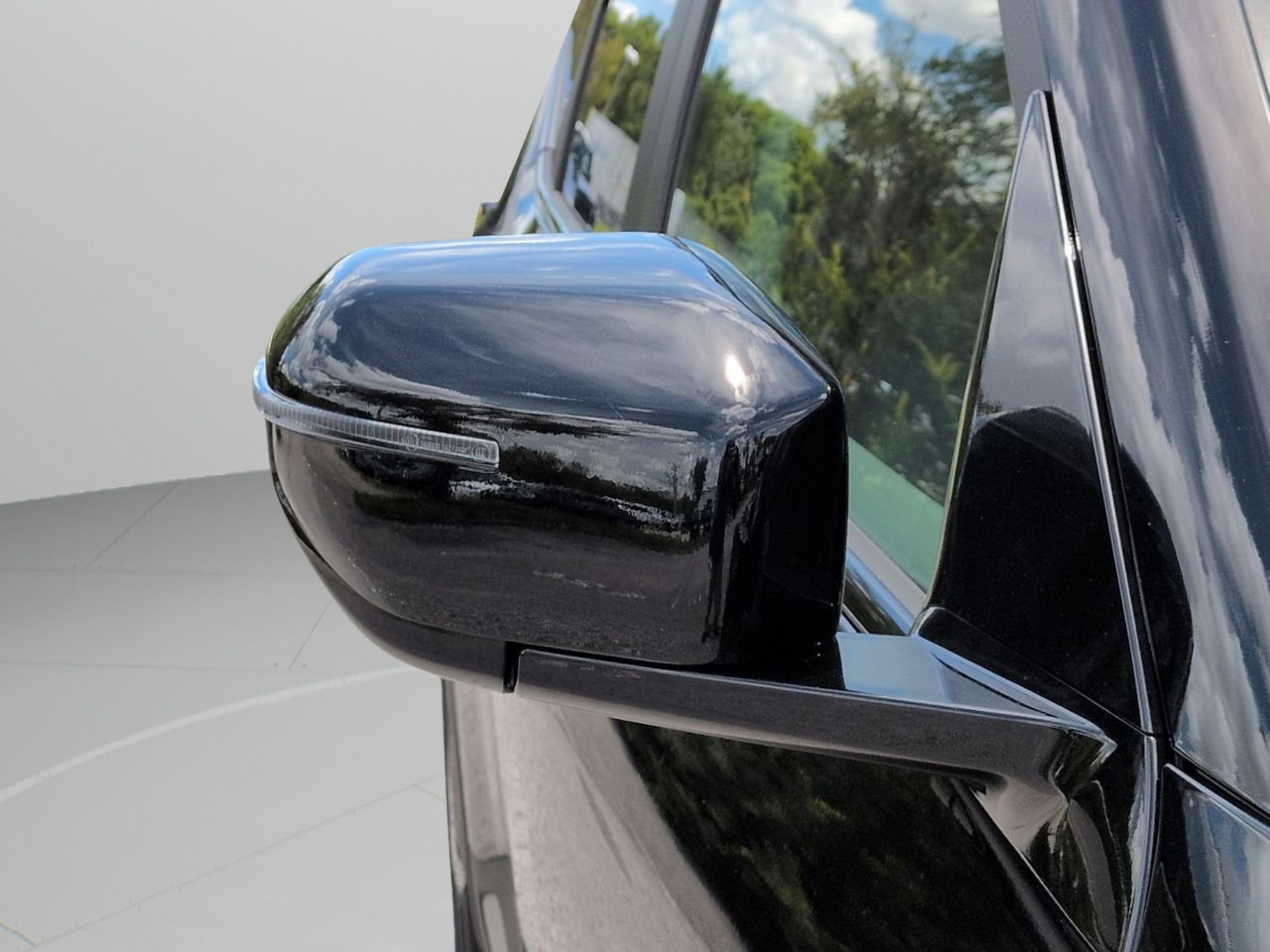 New 2027 Aurora Black Pearl Kia EX image 14