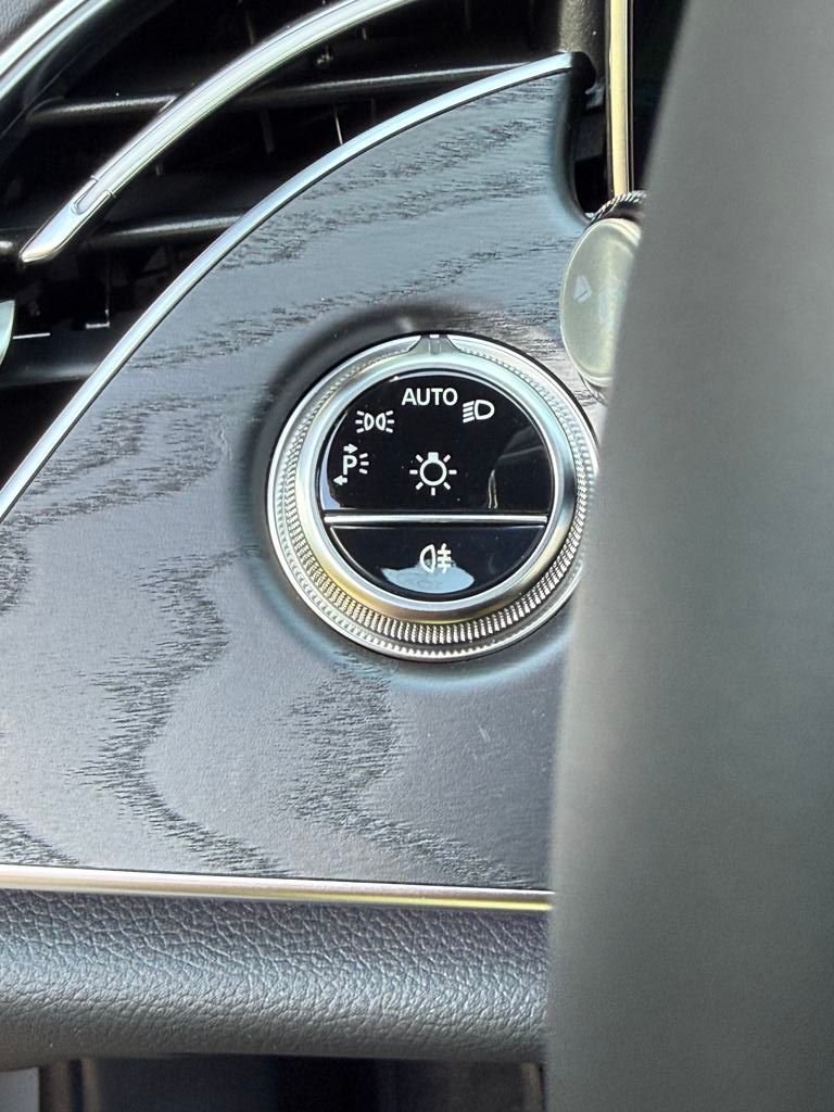 2026 Mercedes-Benz E-Class E350 - Photo 23