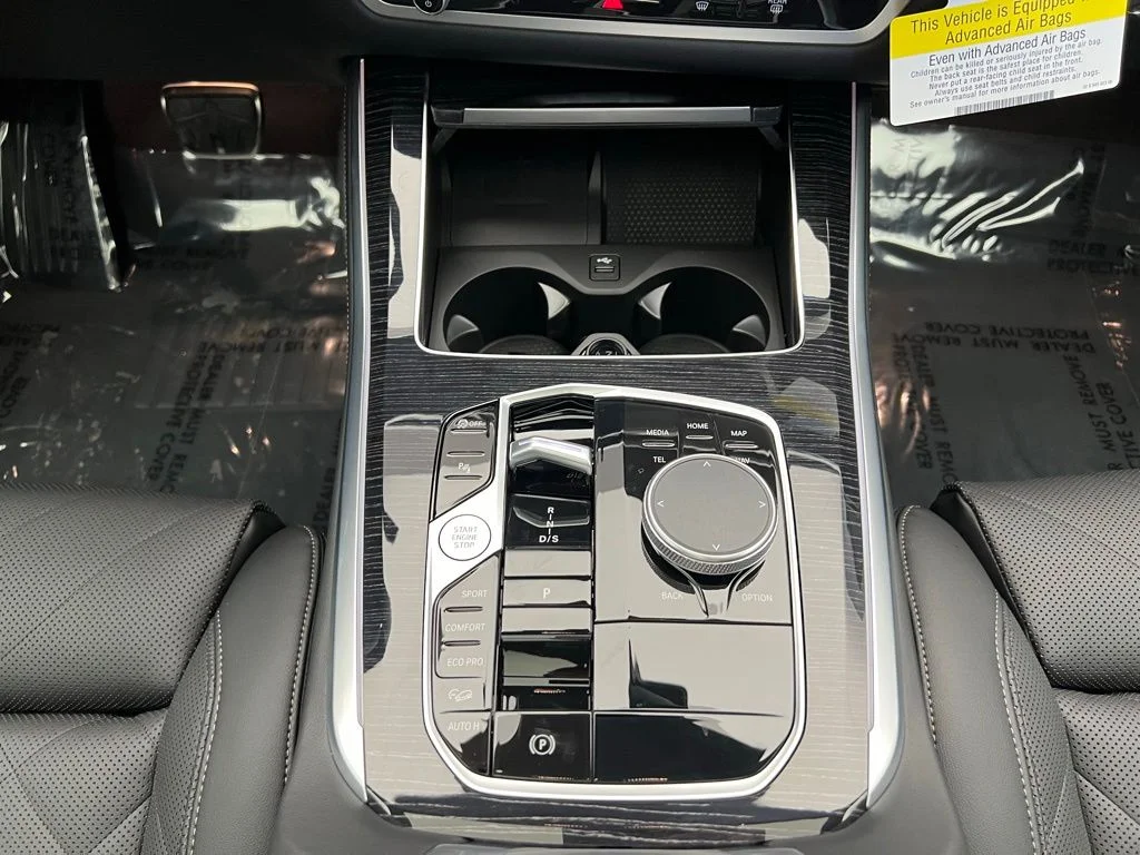 New 2026 Dravit Grey Metallic BMW xDrive40i image 12