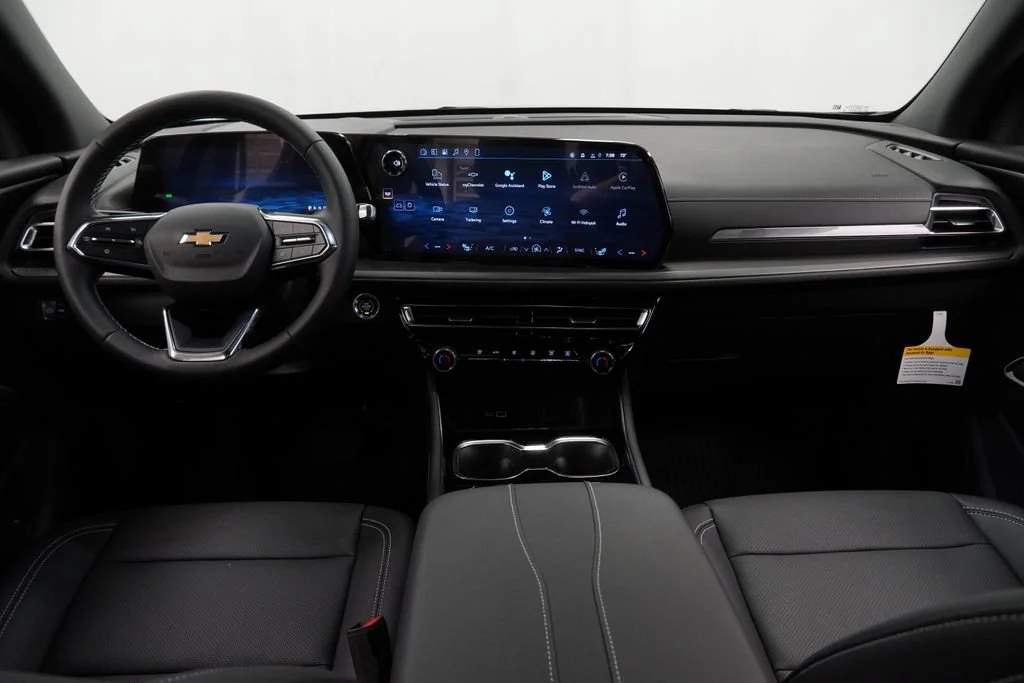New 2026 Mosaic Black Metallic Chevrolet LT image 7