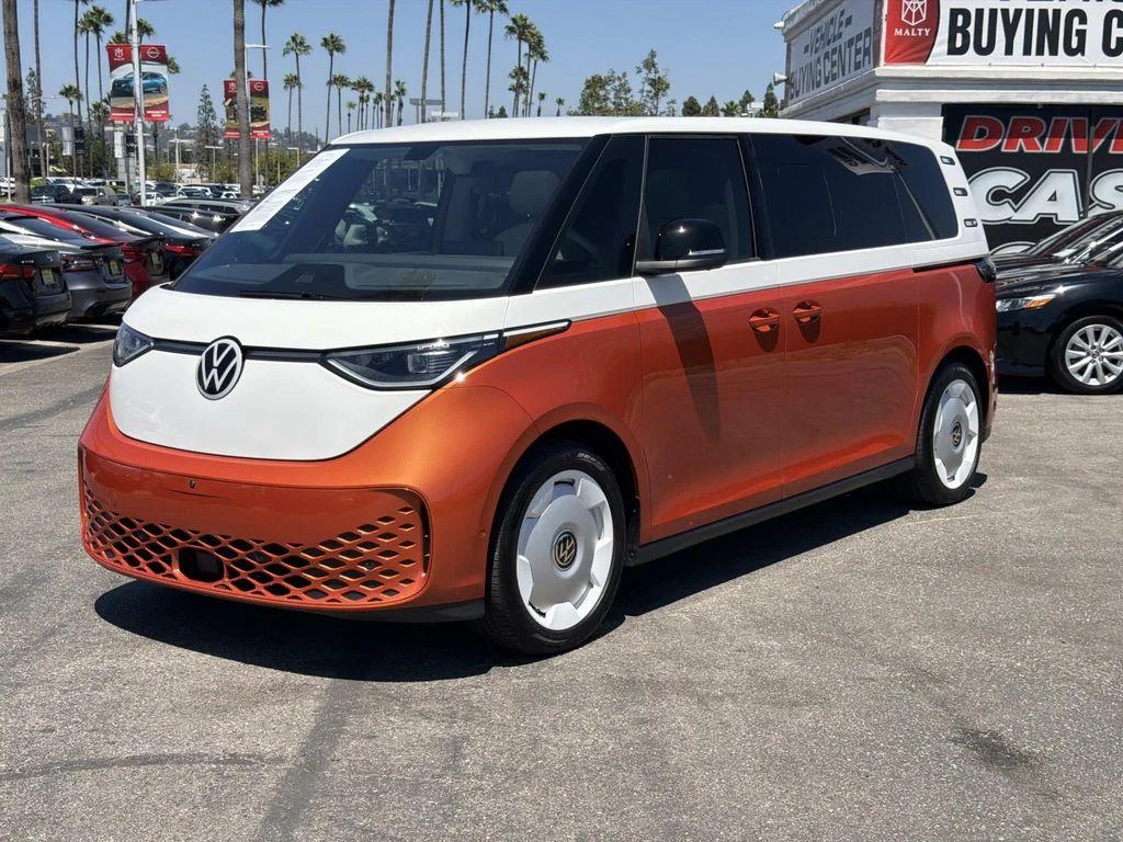 Used 2025 Energetic Orange Volkswagen 1st Edition image 1