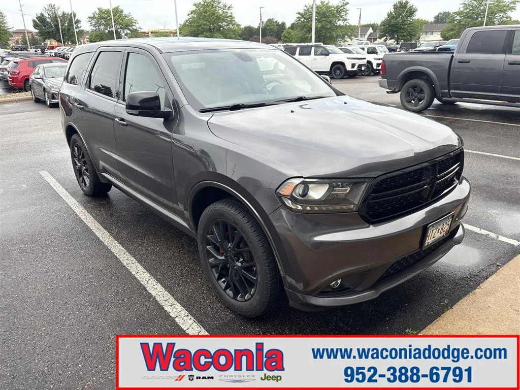 Used 2015 Granite Crystal Metallic Clearcoat Dodge Limited image 1