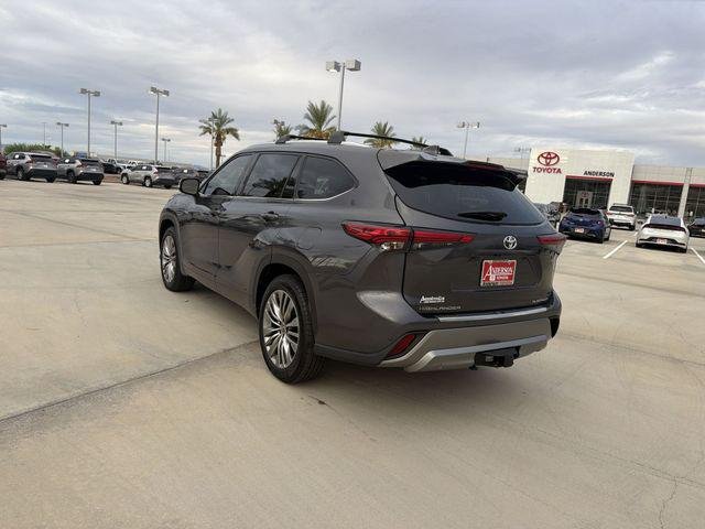 Certified Used 2021 MAGNETIC GRAY MET. Toyota  image 7