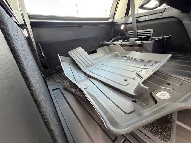 New 2026 Carpathian Grey Land Rover Tempest Edition image 17