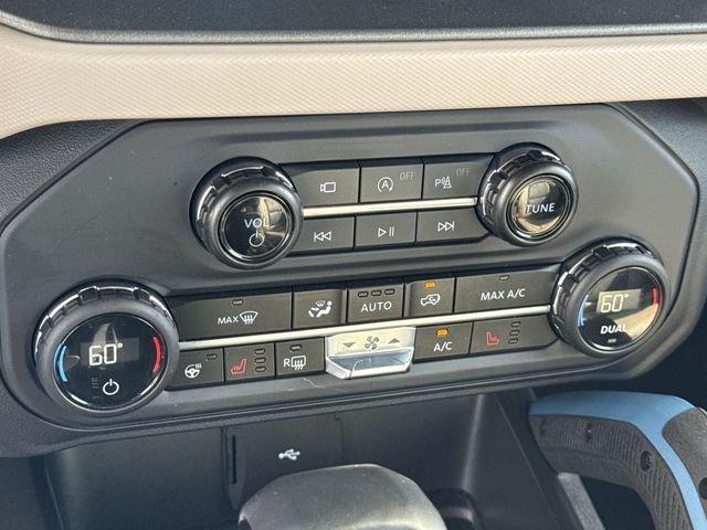 Used 2024 Blue Ford Wildtrak image 19
