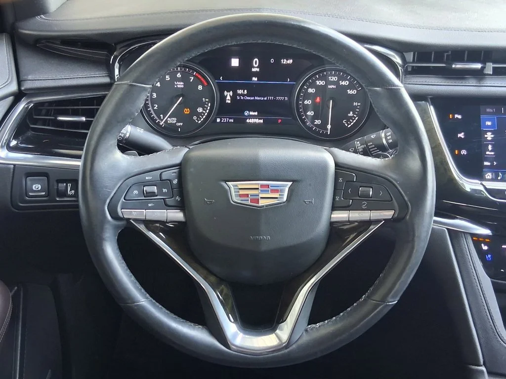 Used 2020 MANHATTAN NOIR METALLIC Cadillac FWD Premium Luxury image 10