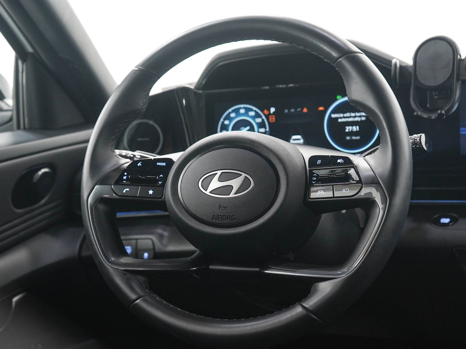 2025 Hyundai Elantra Blue - Photo 16