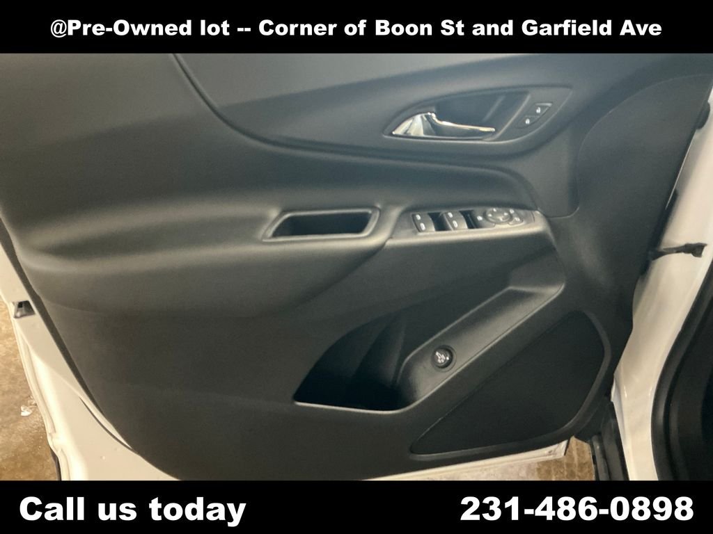Used 2019 White Chevrolet LT image 15