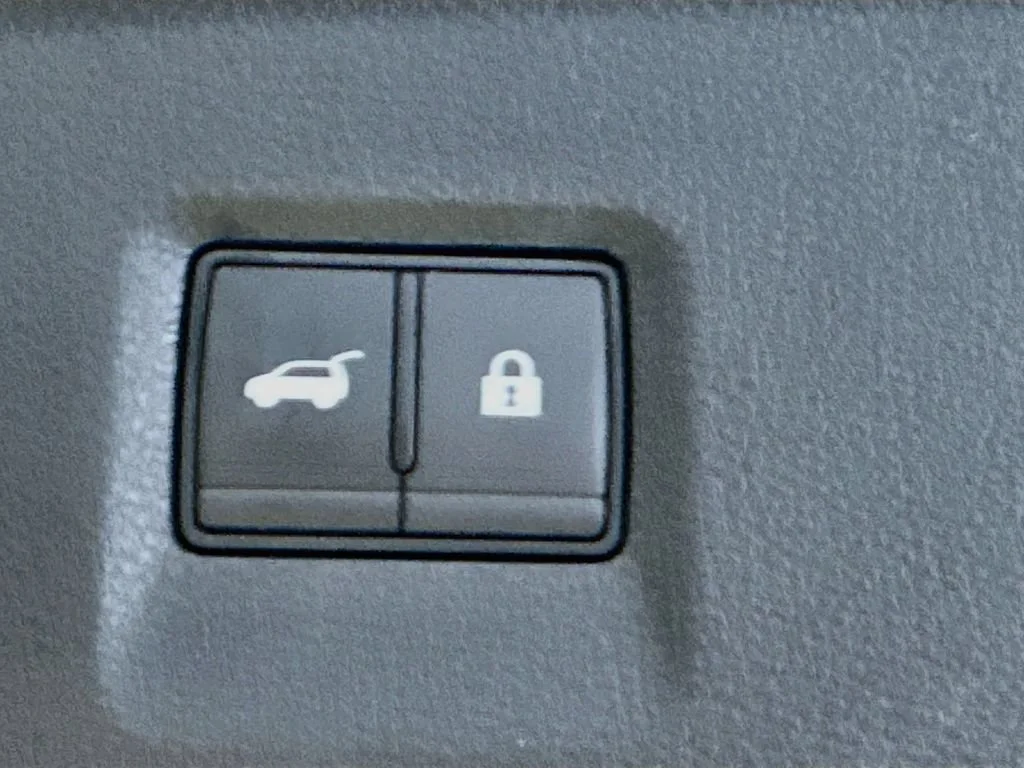Certified Used 2027 Gray INFINITI LUXE image 36
