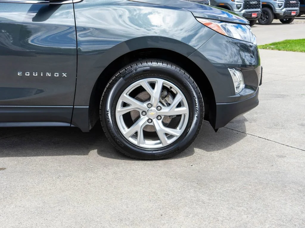 Used 2019 Gray Chevrolet Premier image 39